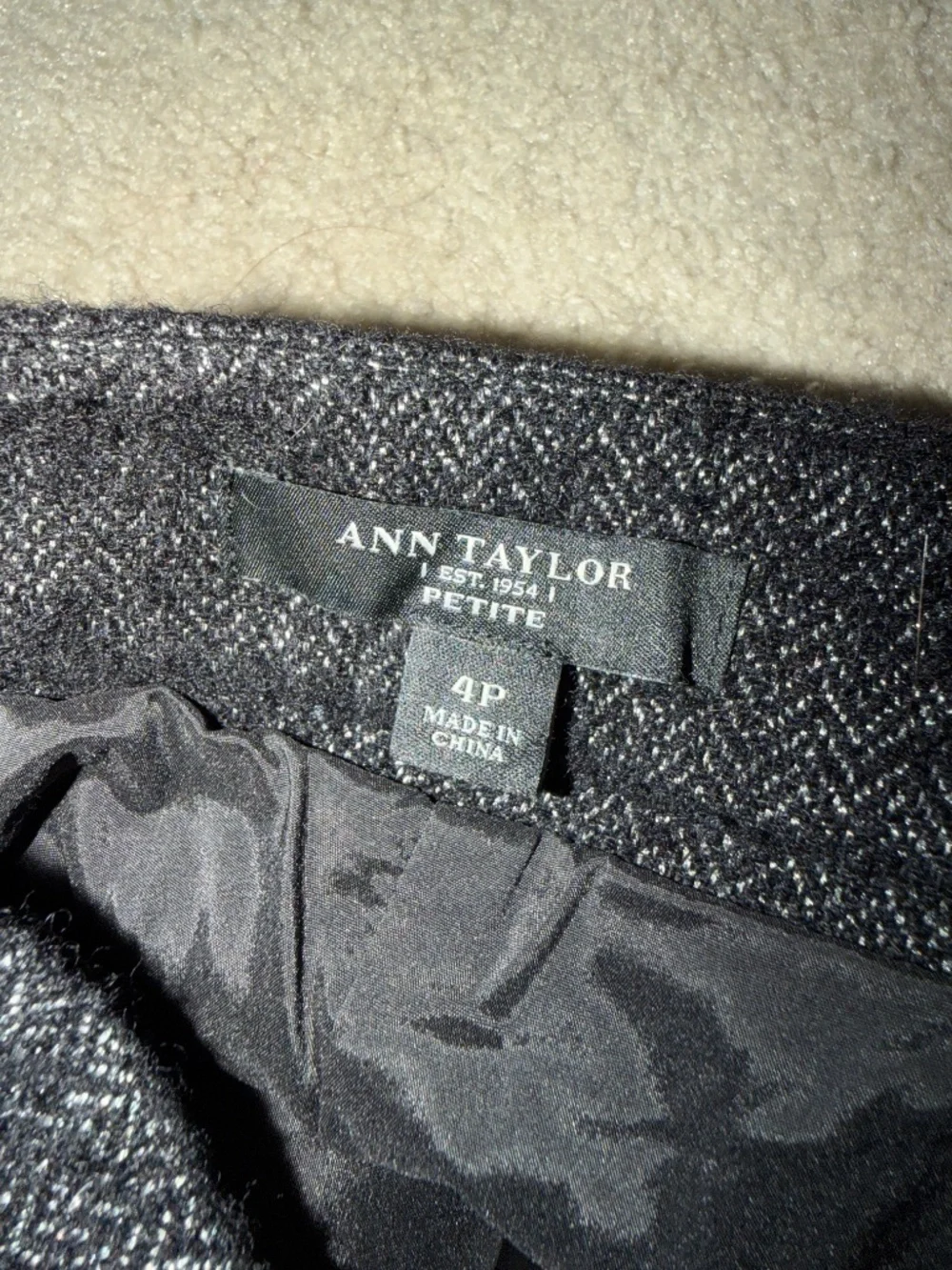 Ann Taylor petite 4p